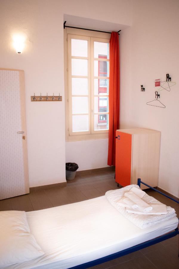 Abbey Hostel *